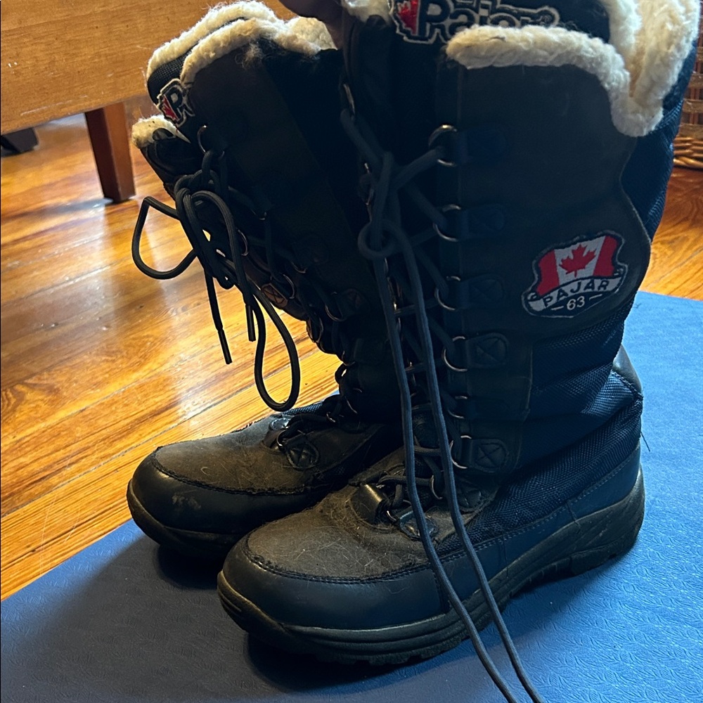 Navy Winter Boots with Fur Lining